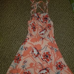 Cute sundress with lace up back NWOT